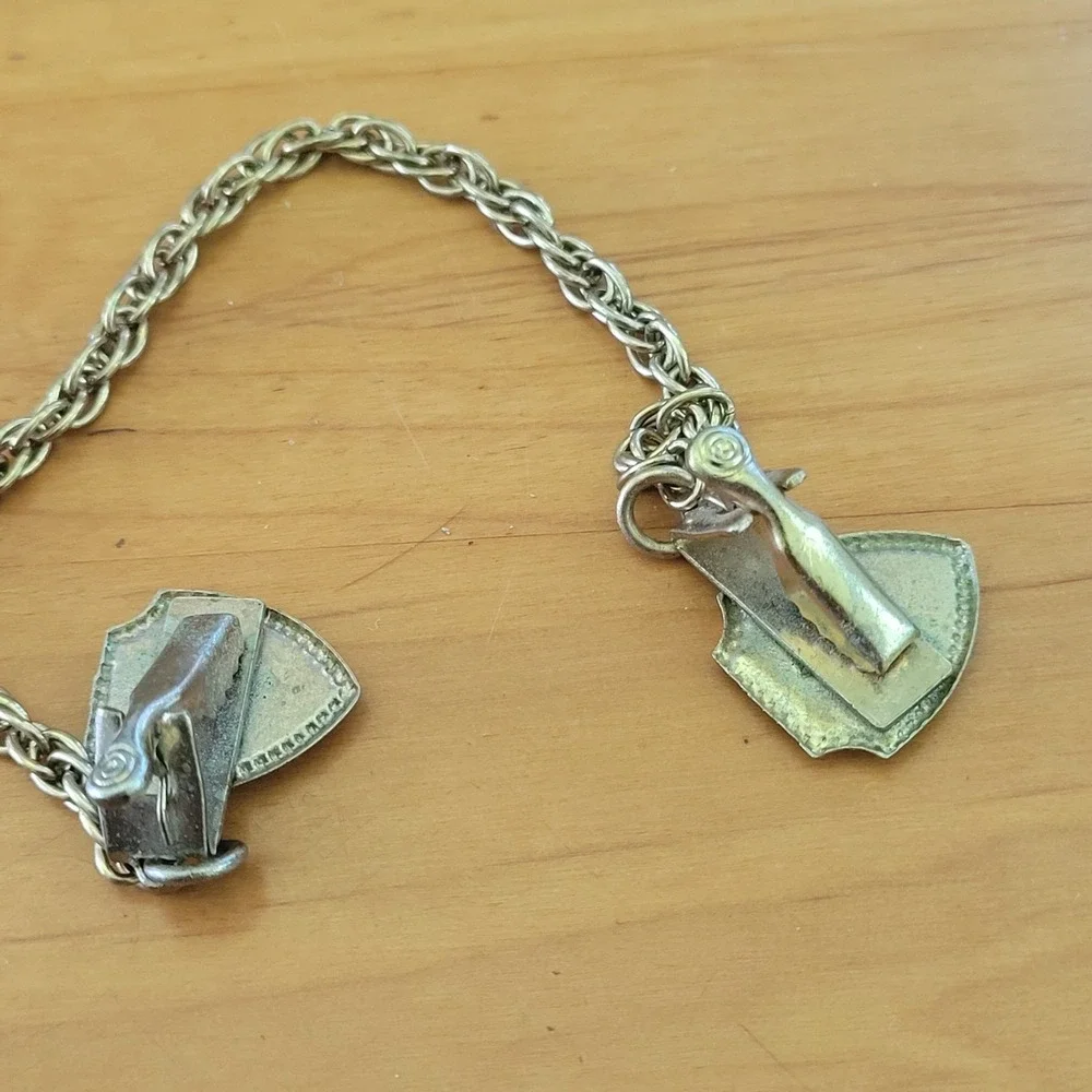 Vintage USAF Air Force Academy Shield Pin Chain Collar Tabs Sweetheart